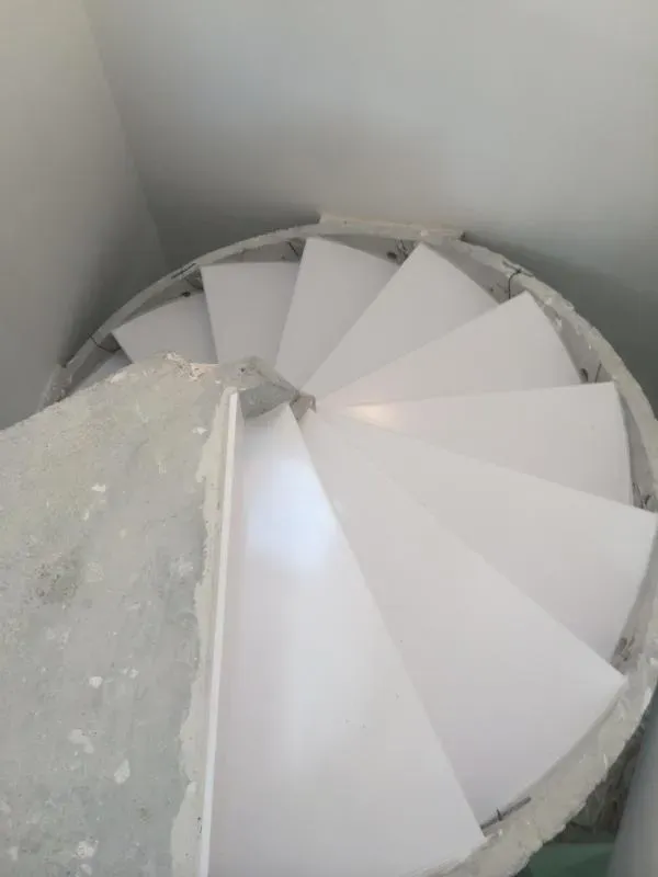 escalier en marbre à Vigneux-sur-Seine